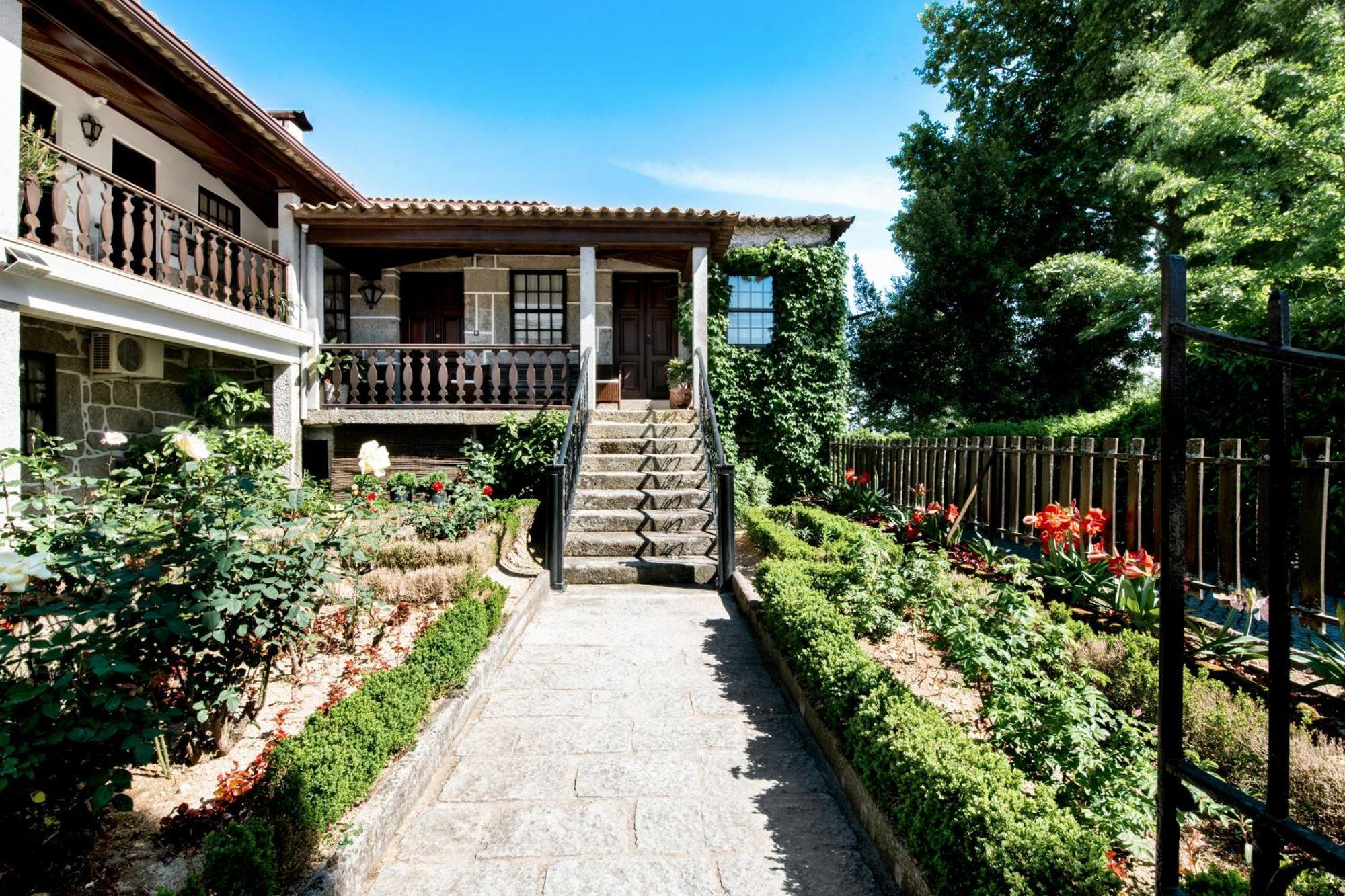 Casa Dos Gomes Guest House Viseu Exterior photo